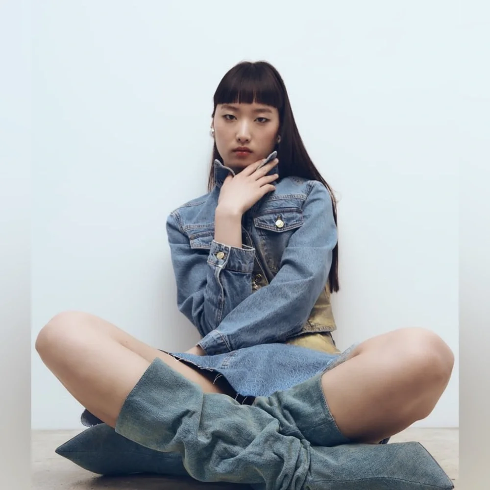 Zara SLOUCHY DENIM BOOTS
DENIM BLUE - Picture 4 of 7